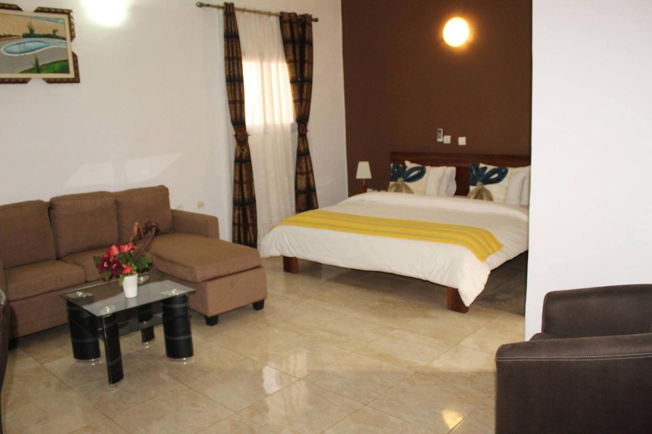 Complexe Hotelier Olympe Korhogo Esterno foto