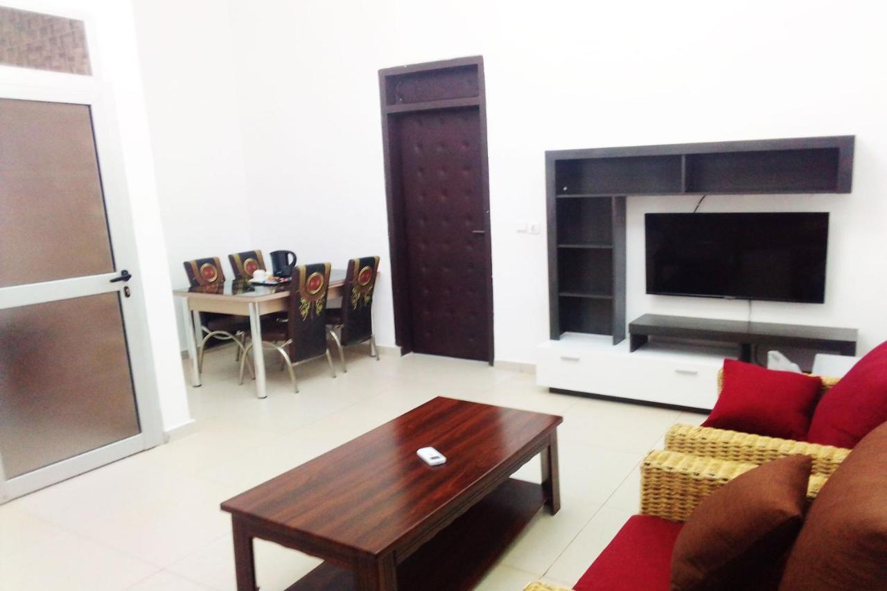 Complexe Hotelier Olympe Korhogo Esterno foto