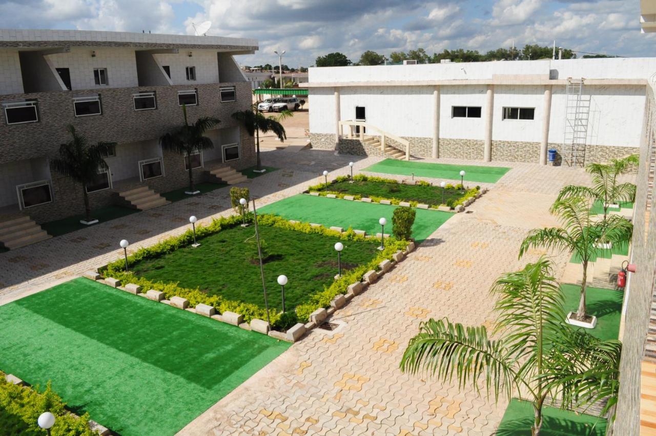 Complexe Hotelier Olympe Korhogo Esterno foto