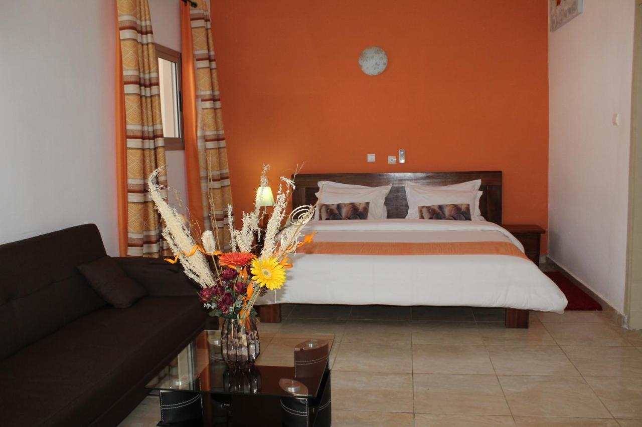 Complexe Hotelier Olympe Korhogo Esterno foto